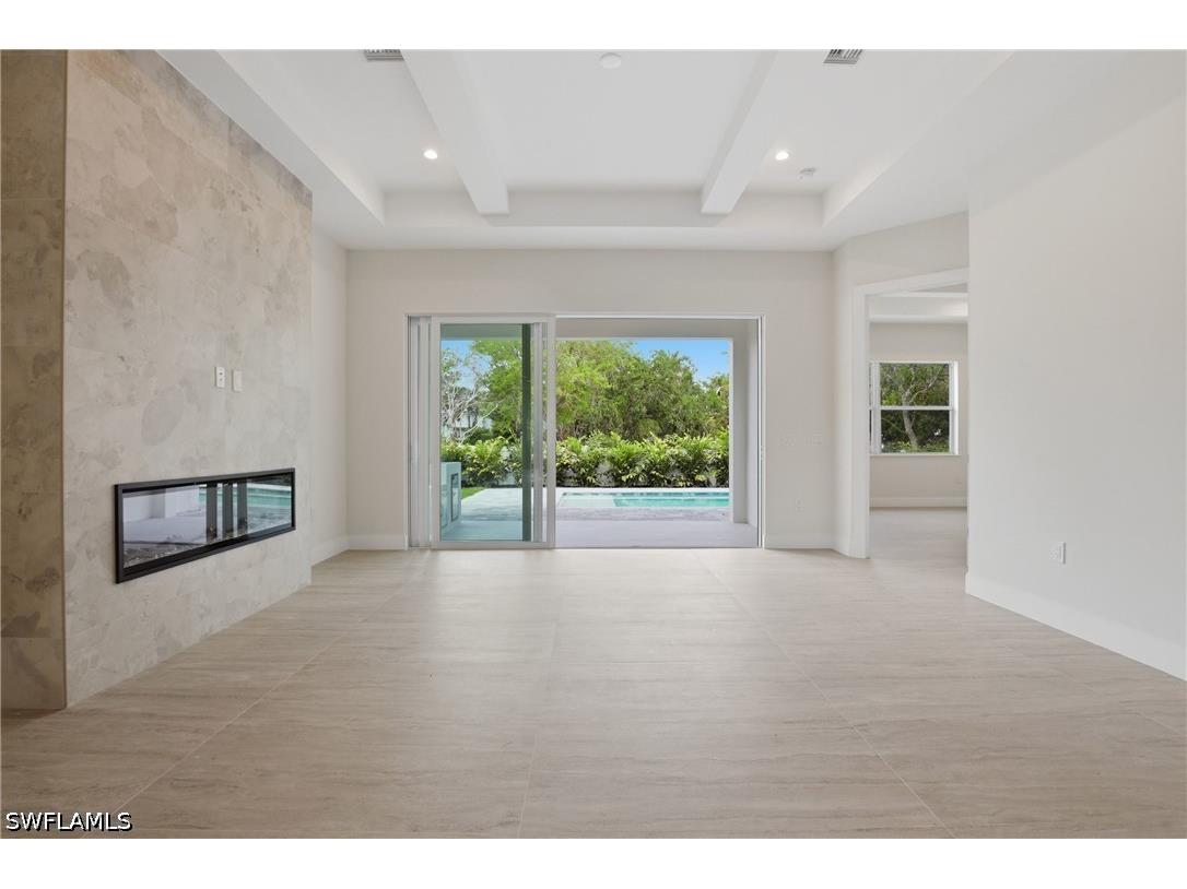 1027 Frank Whiteman Boulevard Naples FL 34103 226014702 image9