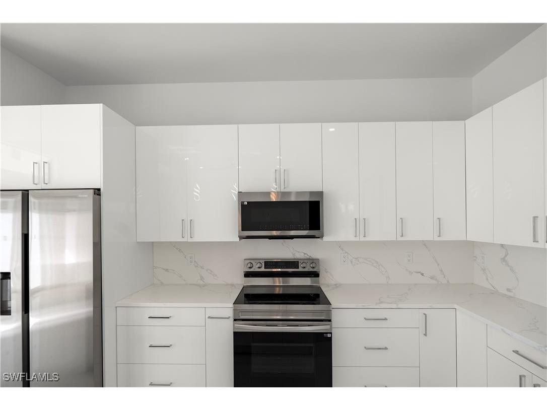 1027 Kirkwood Street Lehigh Acres FL 33974 225079557 image8