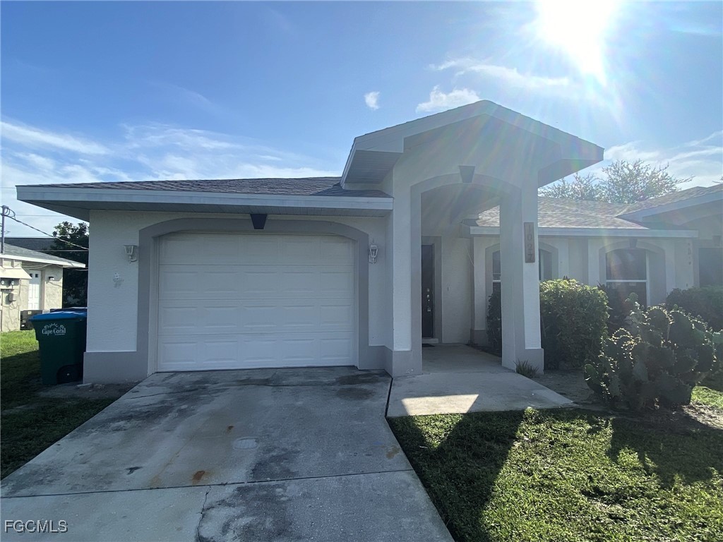 1027 SE 11th Street Cape Coral FL 33990 2025001738 image1