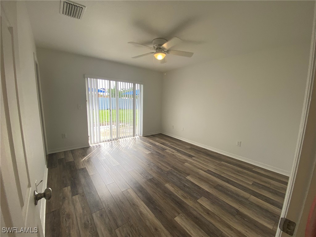 1027 SE 11th Street Cape Coral FL 33990 2025001738 image8