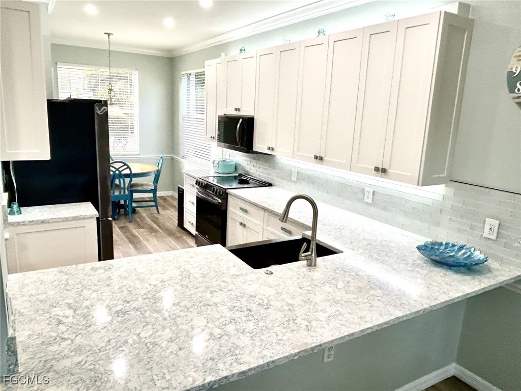 10275 Bismark Palm Way #1111 Fort Myers FL 33966 2026002243 image1