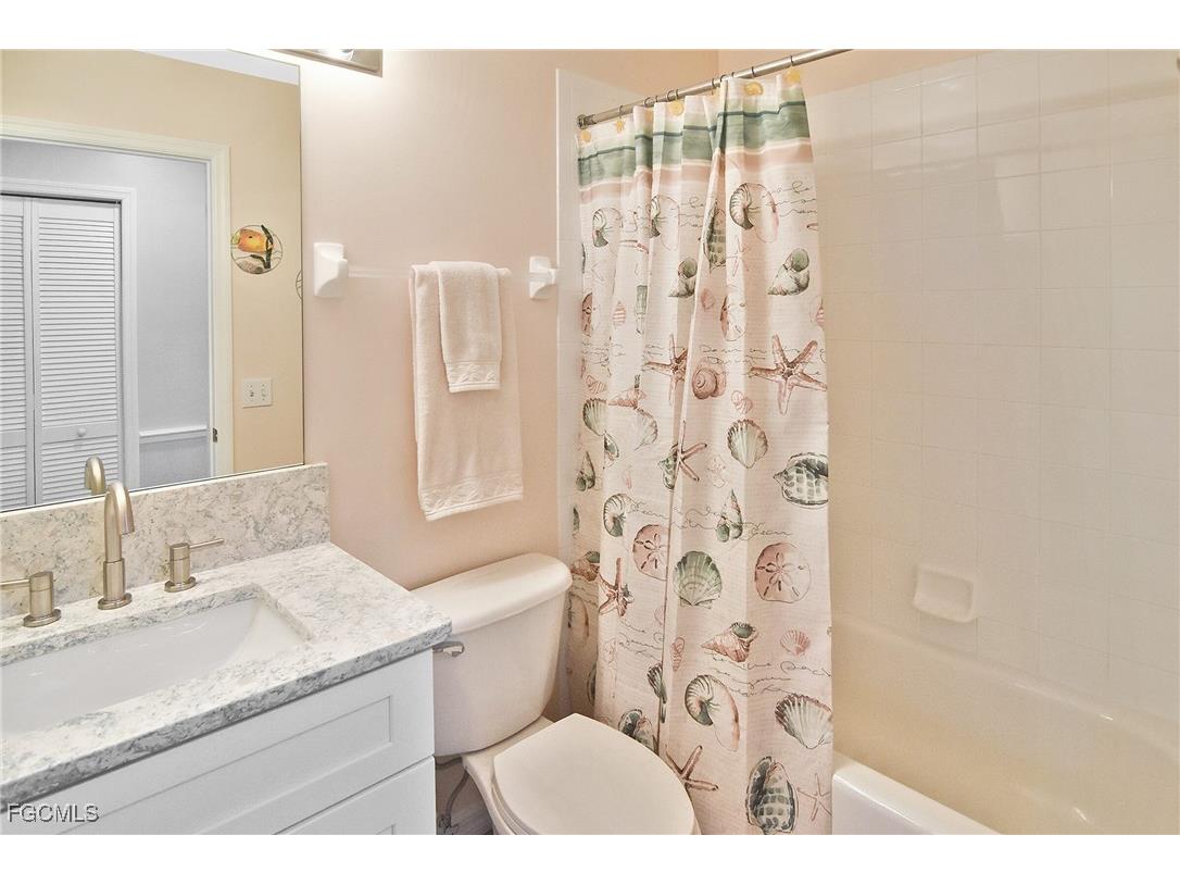 10275 Bismark Palm Way #1111 Fort Myers FL 33966 2026002243 image38