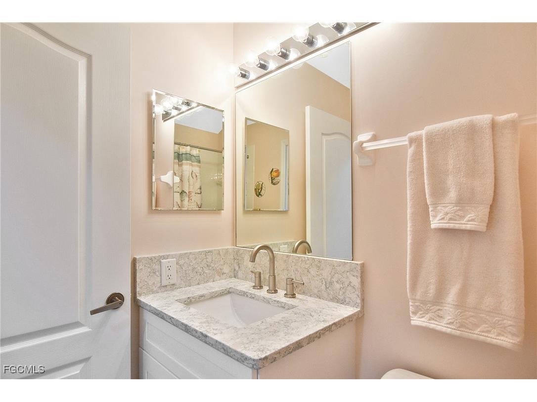 10275 Bismark Palm Way #1111 Fort Myers FL 33966 2026002243 image39