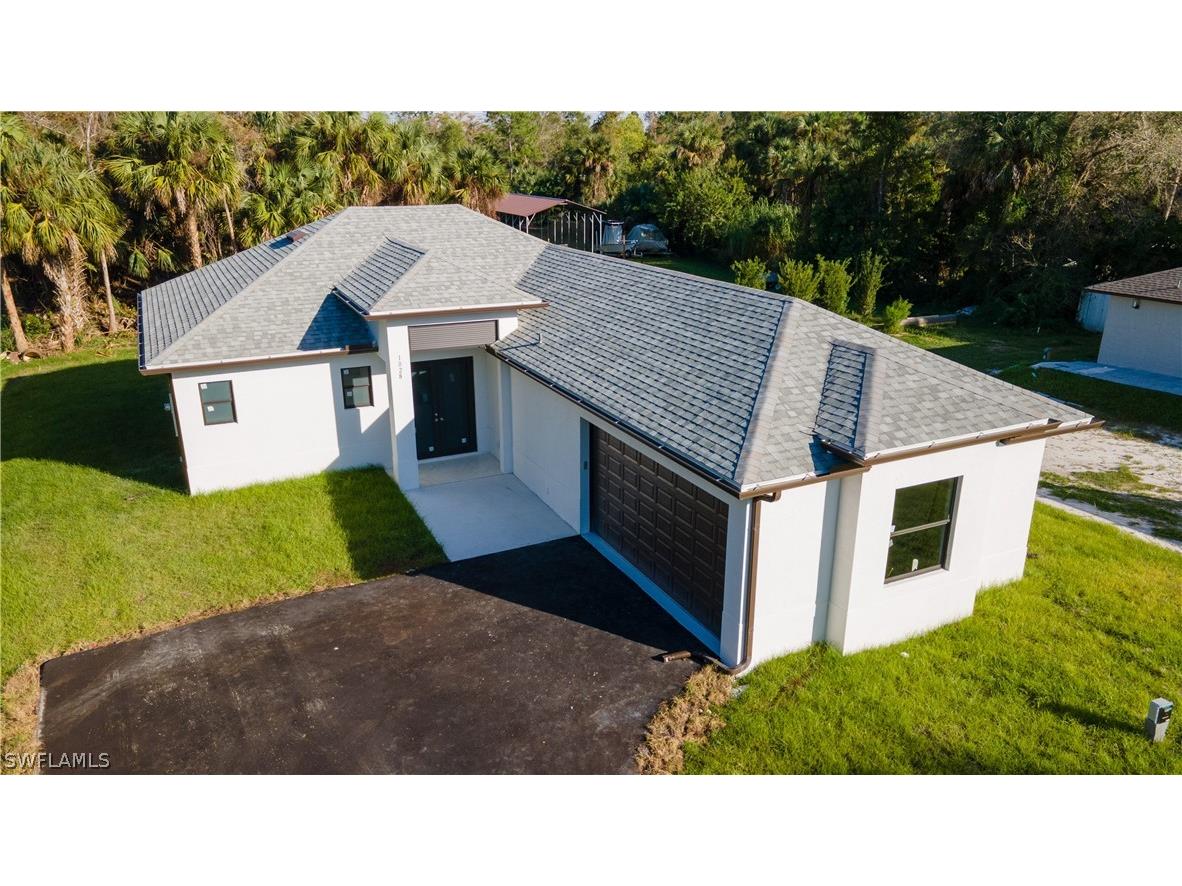 1028 19th Street SW Naples FL 34117 224051056 image1