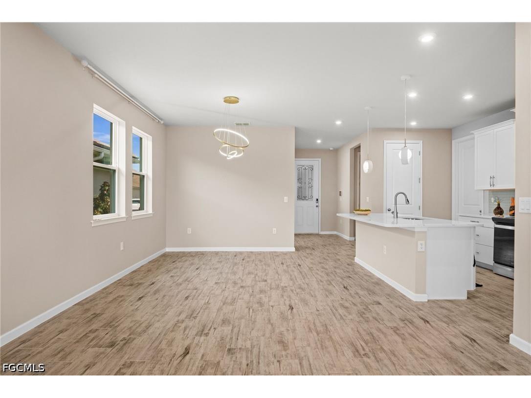 10288 Bonavie Cove Drive Fort Myers FL 33966 2026028657 image7