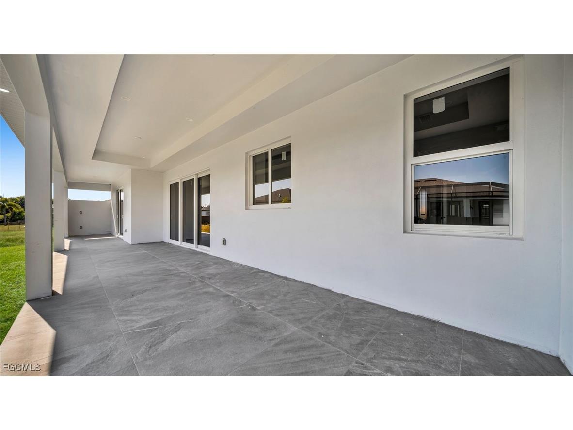 1029 NW 35th Place Cape Coral FL 33993 2025023997 image28