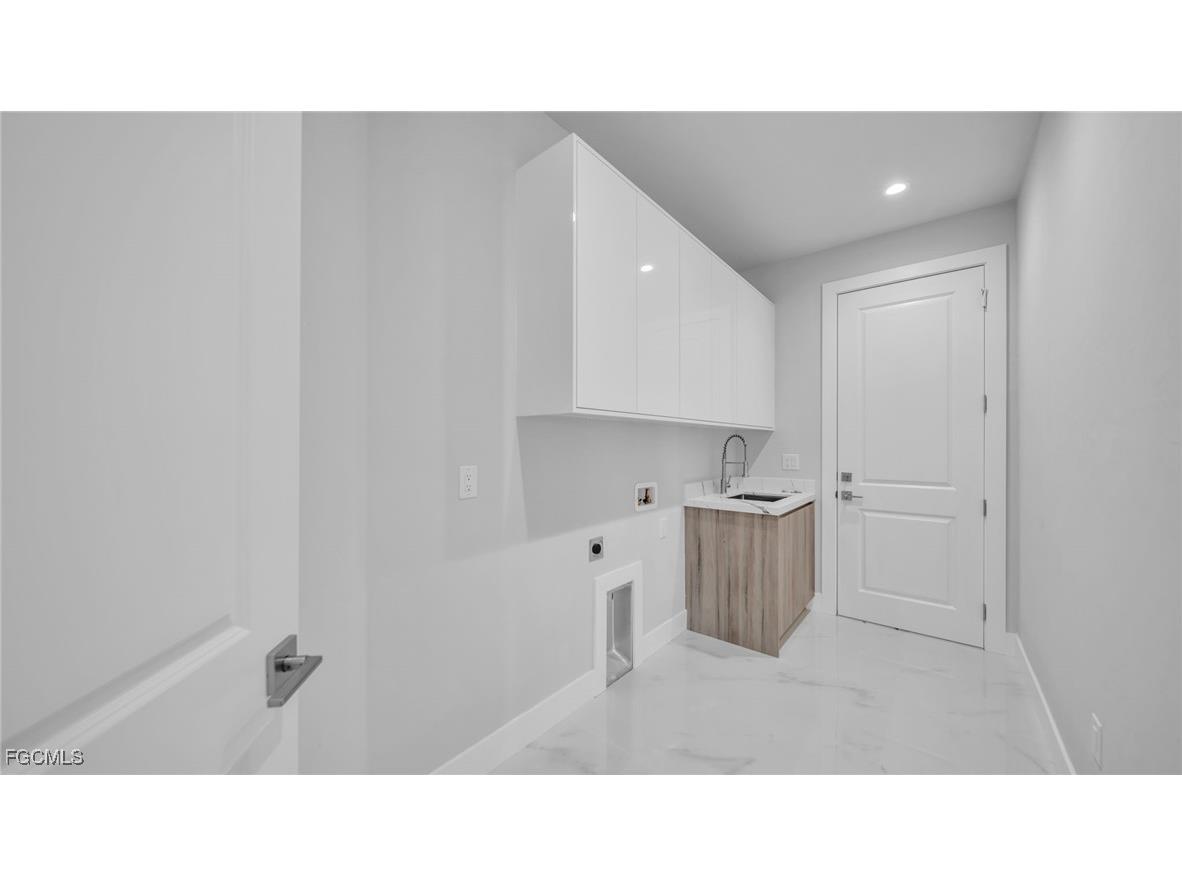 1029 NW 35th Place Cape Coral FL 33993 2025023997 image29