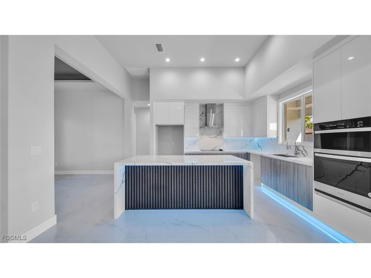 1029 NW 35th Place Cape Coral FL 33993 2025023997 image3