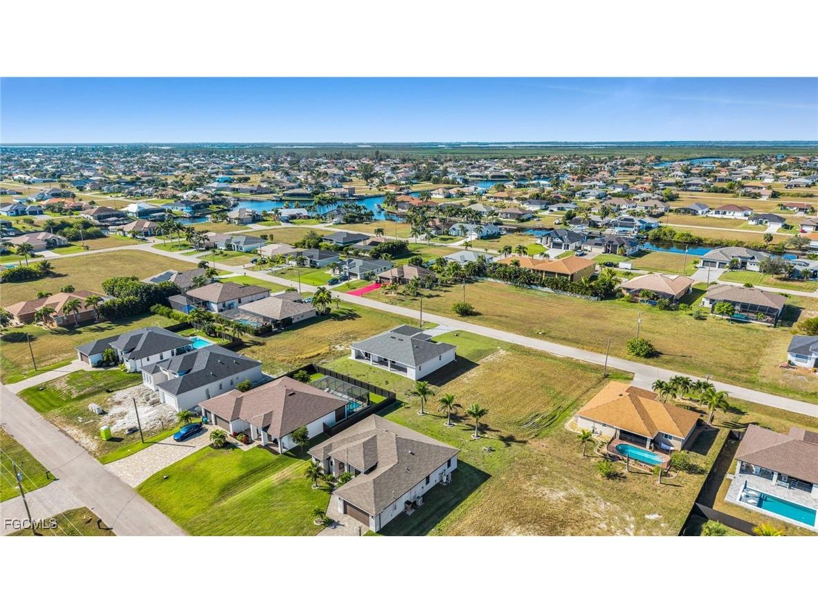 1029 NW 35th Place Cape Coral FL 33993 2025023997 image35