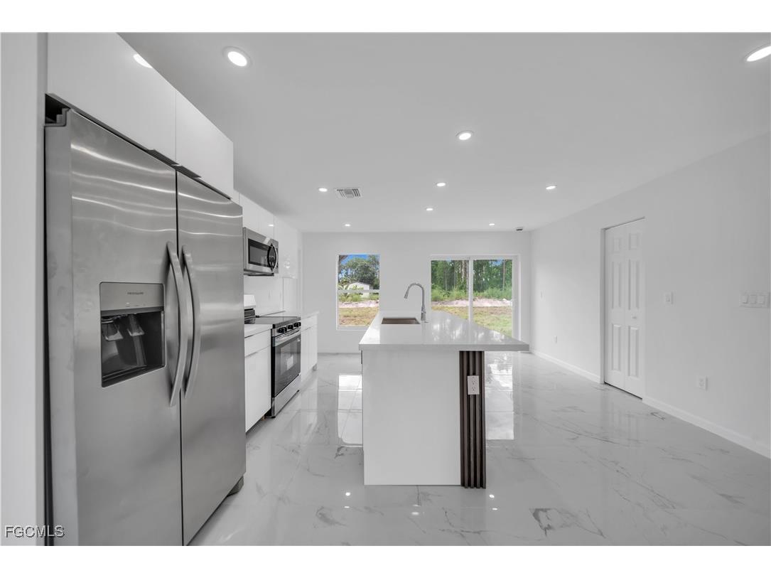 1029 Winters Street E Lehigh Acres FL 33974 2025005827 image10