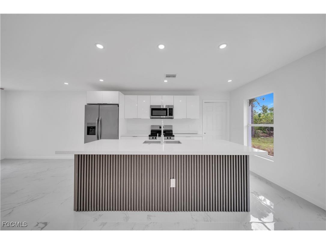 1029 Winters Street E Lehigh Acres FL 33974 2025005827 image15