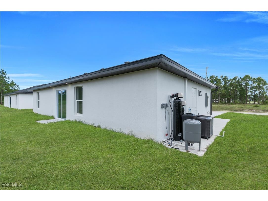 1029 Winters Street E Lehigh Acres FL 33974 2025005827 image32