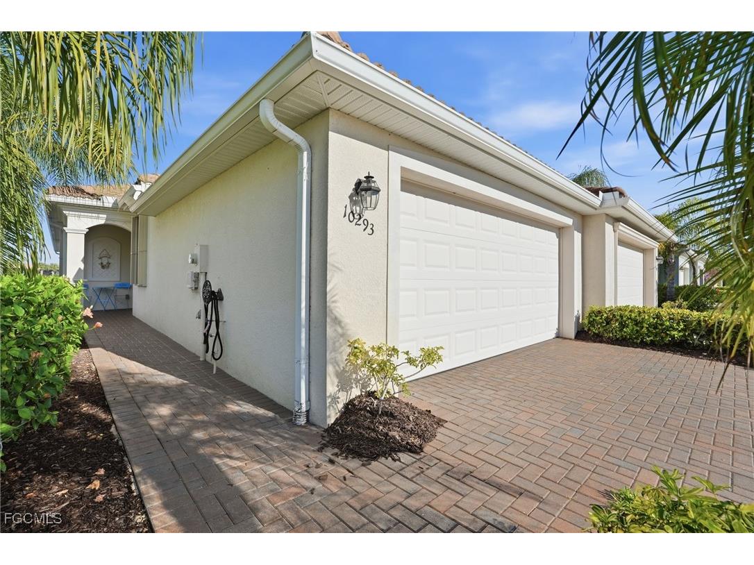 10293 Prato Drive Fort Myers FL 33913 2026001699 image3