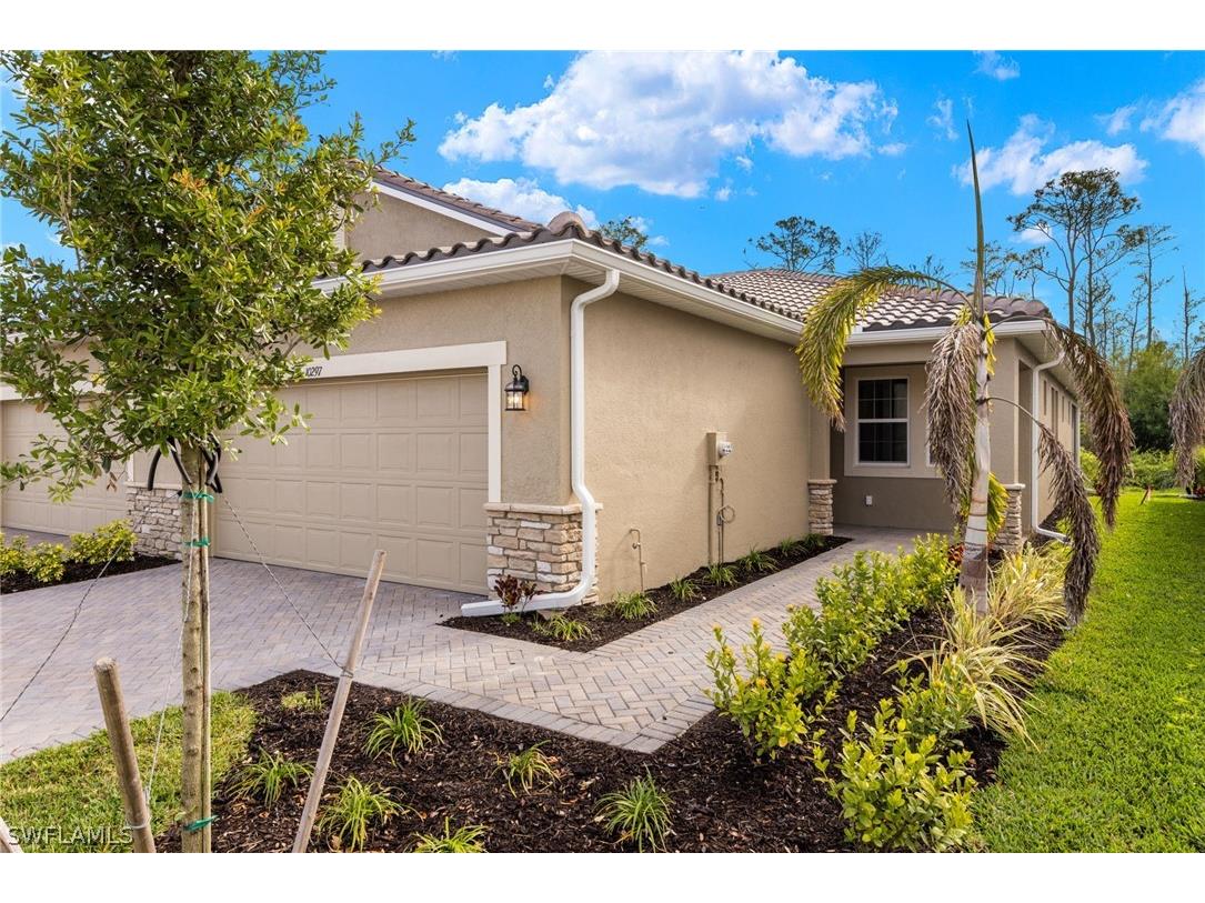 10297 Bonavie Cove Drive Fort Myers FL 33966 224013514 image1