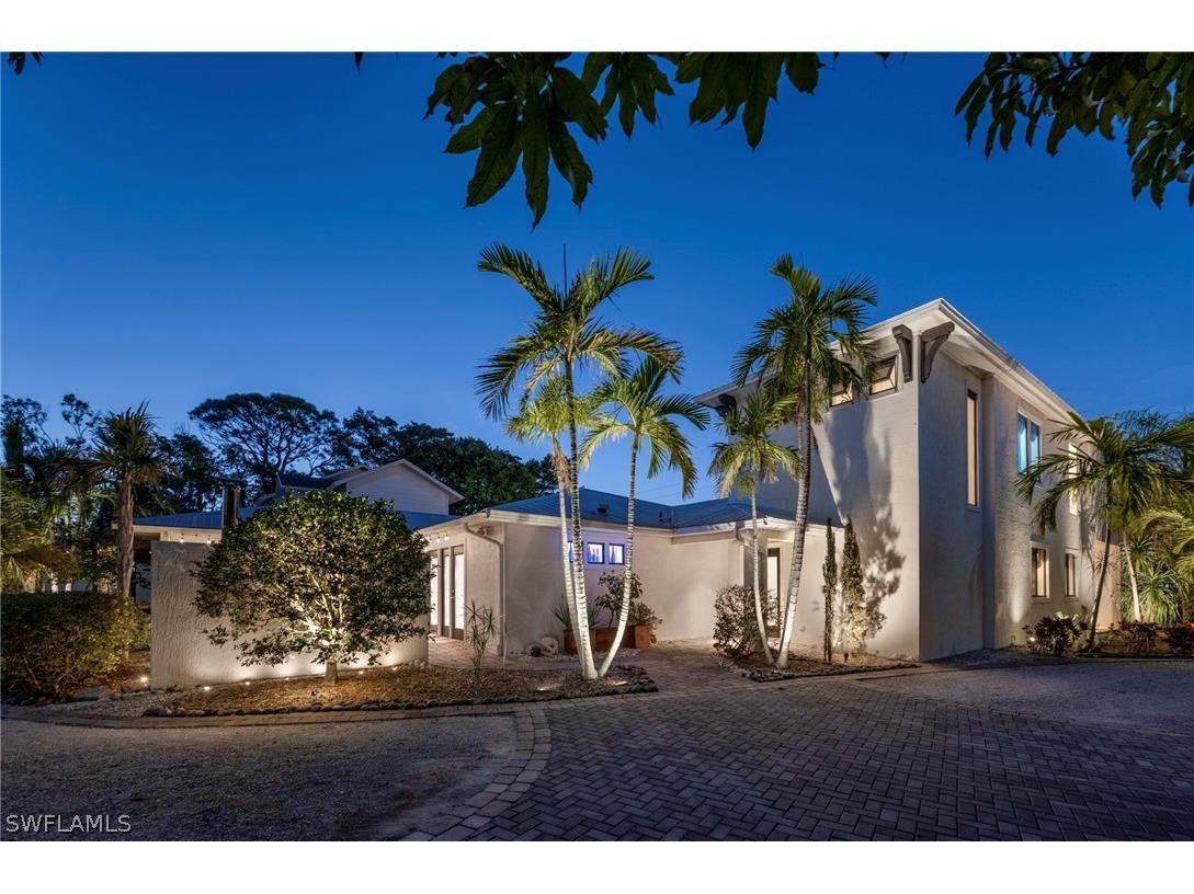 103 1st Street Bonita Springs FL 34134 223011866 image1