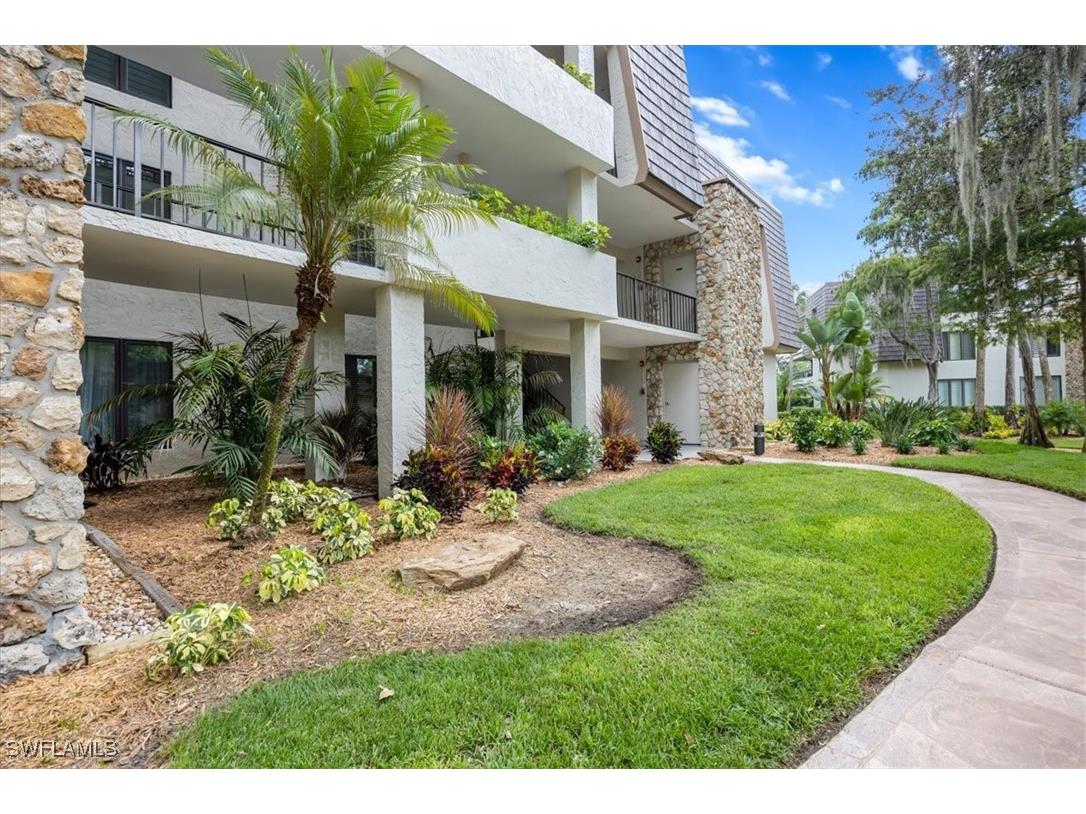 103 Clubhouse Drive #252 Naples FL 34105 225076136 image10