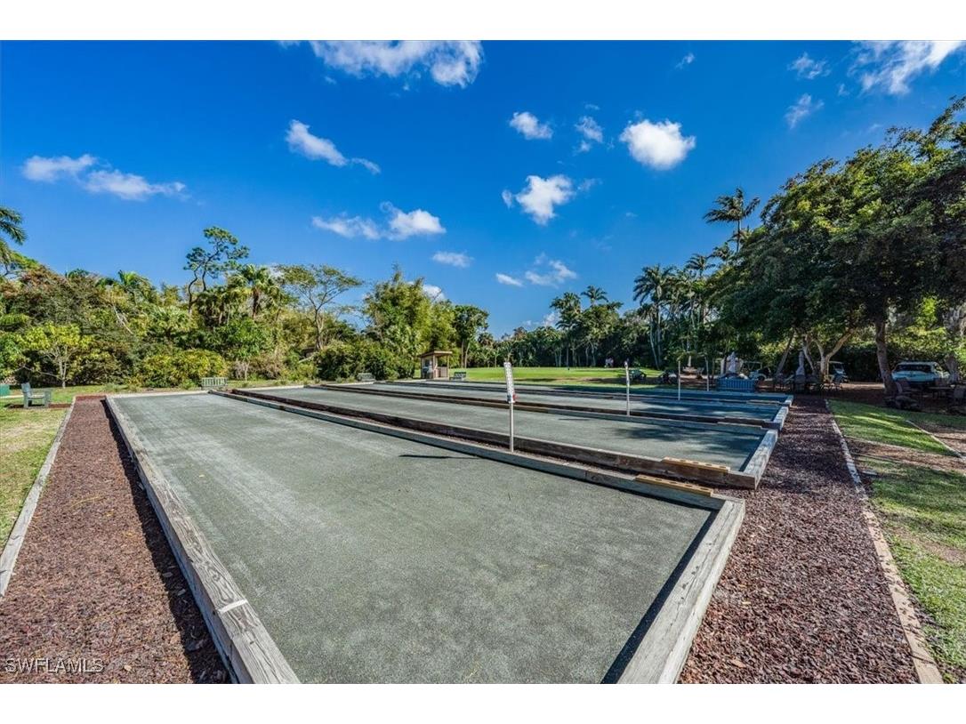103 Clubhouse Drive #350 Naples FL 34105 226004235 image37