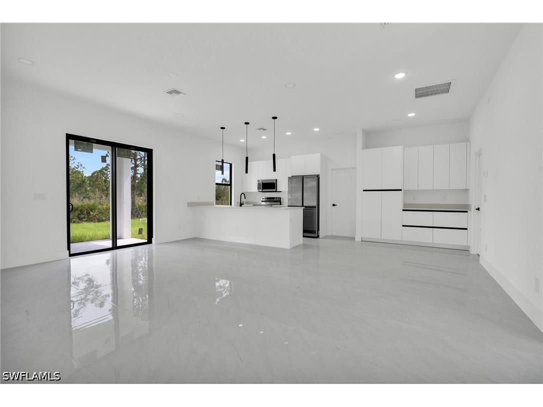 103 E 6th Street Lehigh Acres FL 33972 226020844 image5