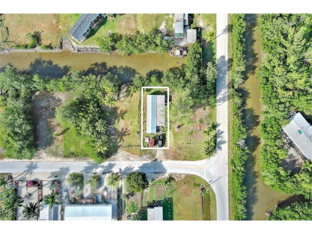 103 Egret Lane Everglades City FL 34139 225083999 image3