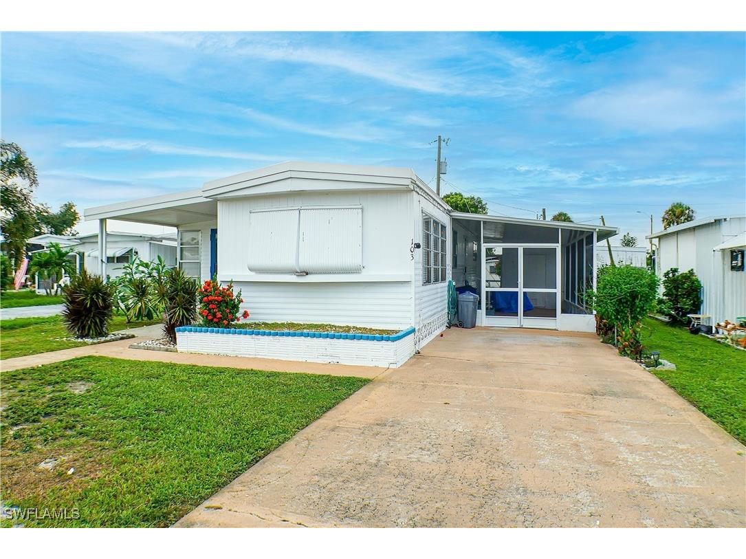 103 Gaslight Avenue North Fort Myers FL 33917 224073890 image1