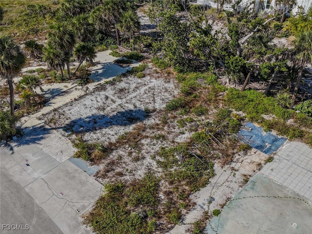 103 Gulf Drive Fort Myers Beach FL 33931 2025023234 image6