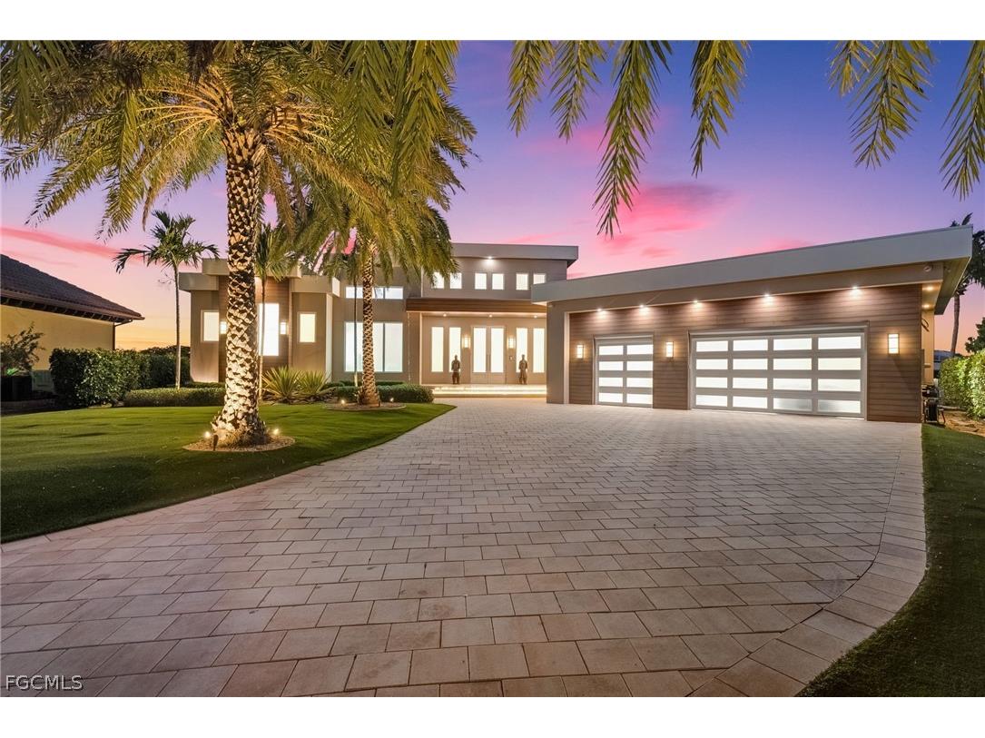 103 Montrose Drive Fort Myers FL 33919 2026000187 image1