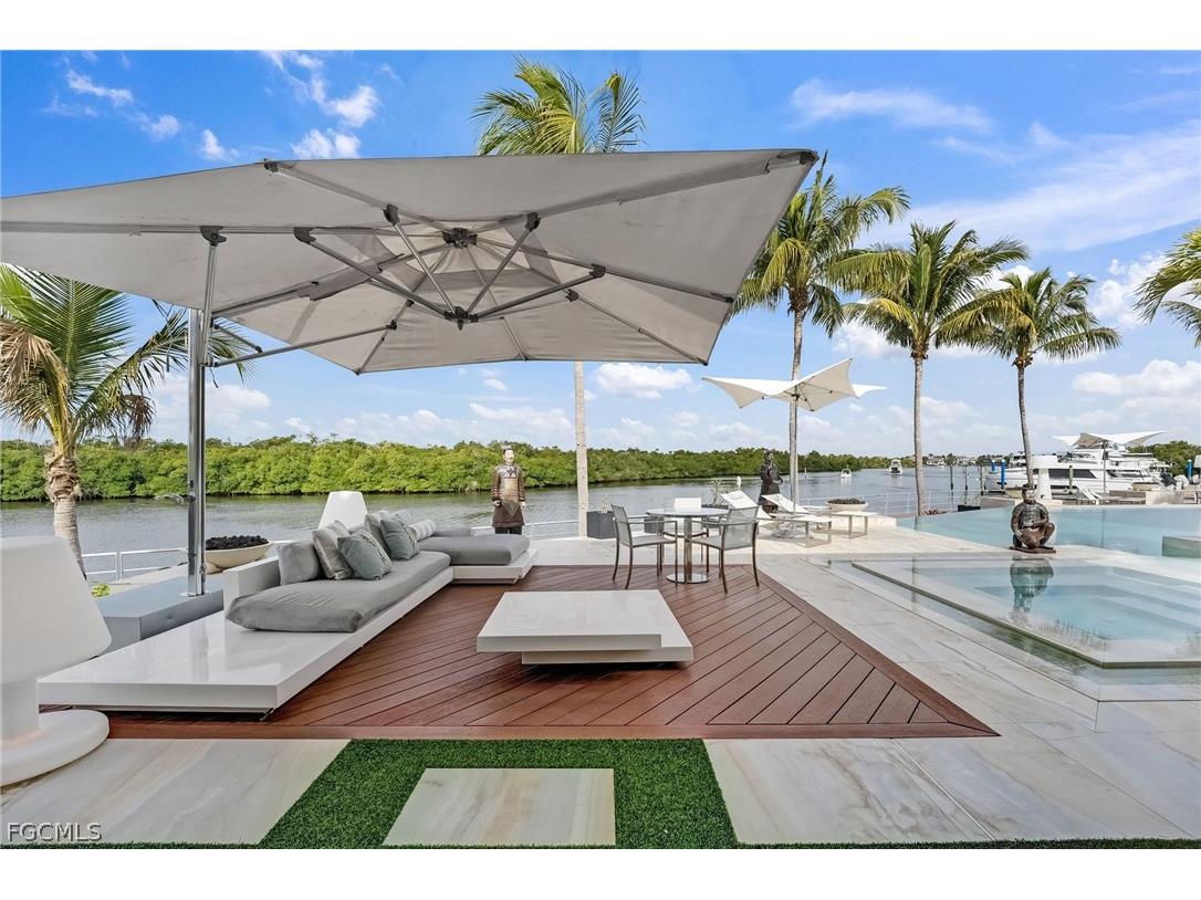 103 Montrose Drive Fort Myers FL 33919 2026000187 image12