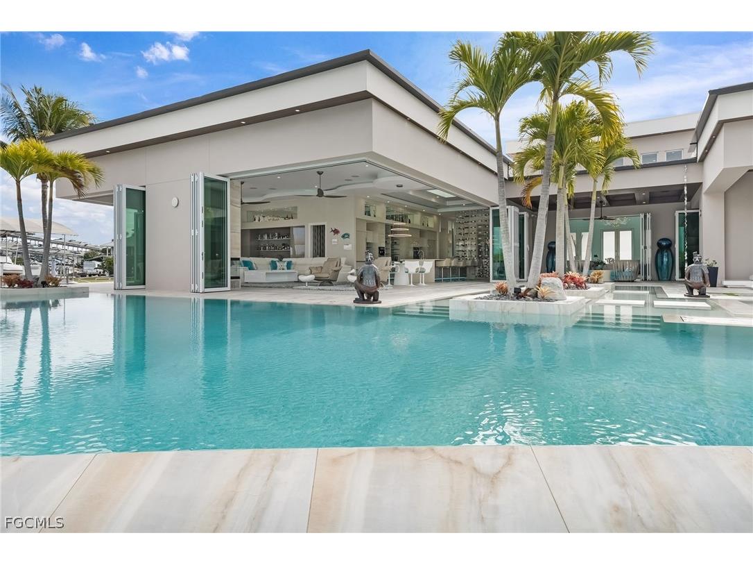 103 Montrose Drive Fort Myers FL 33919 2026000187 image13