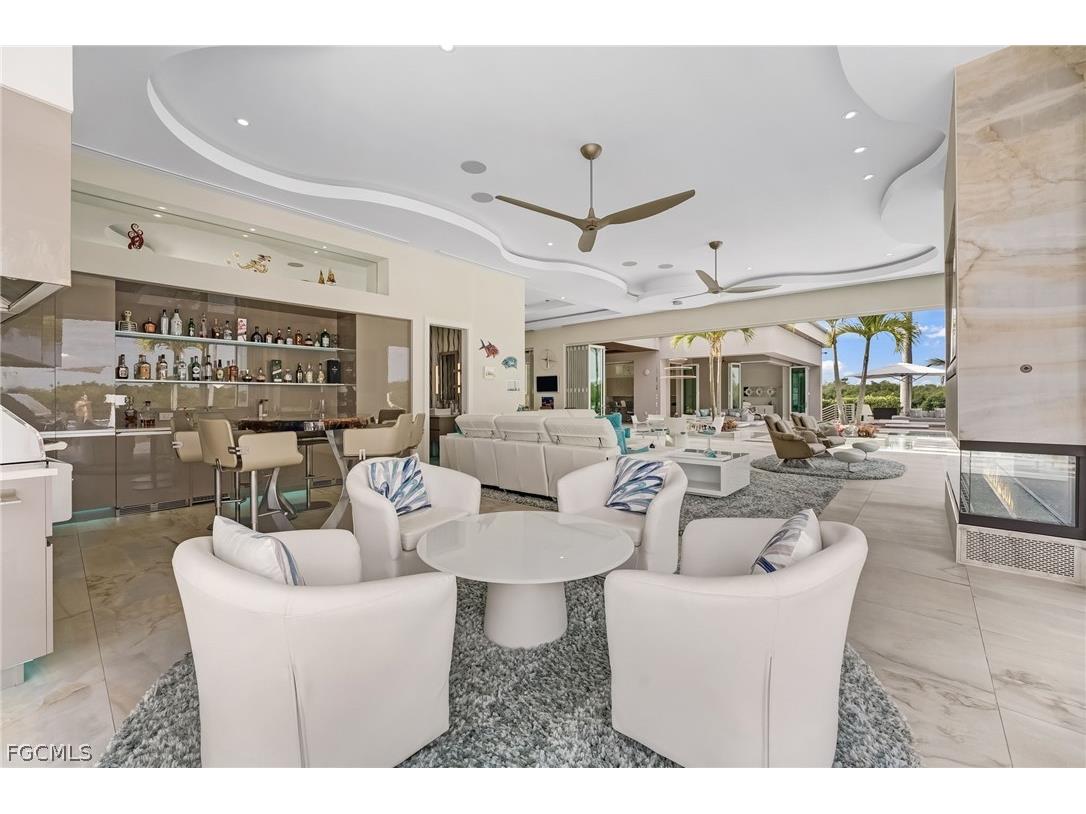 103 Montrose Drive Fort Myers FL 33919 2026000187 image19