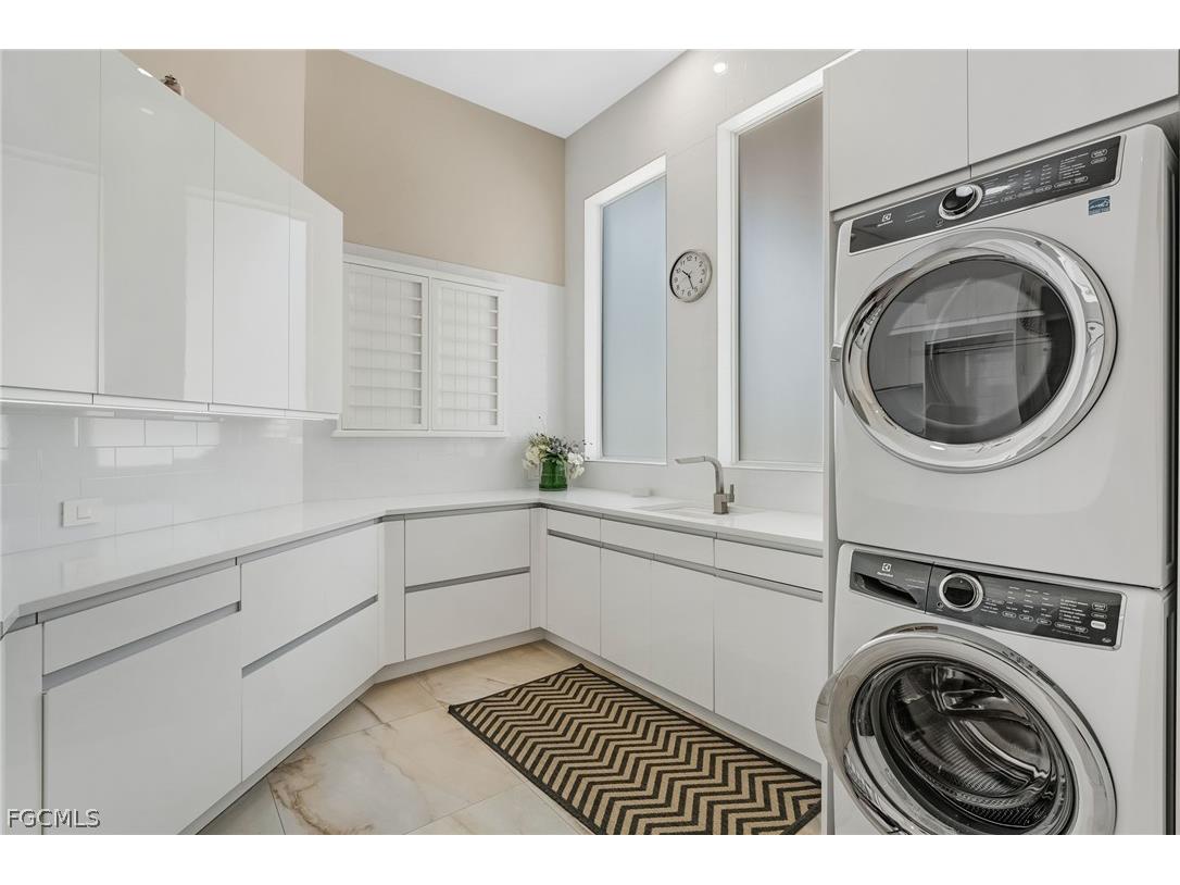 103 Montrose Drive Fort Myers FL 33919 2026000187 image43