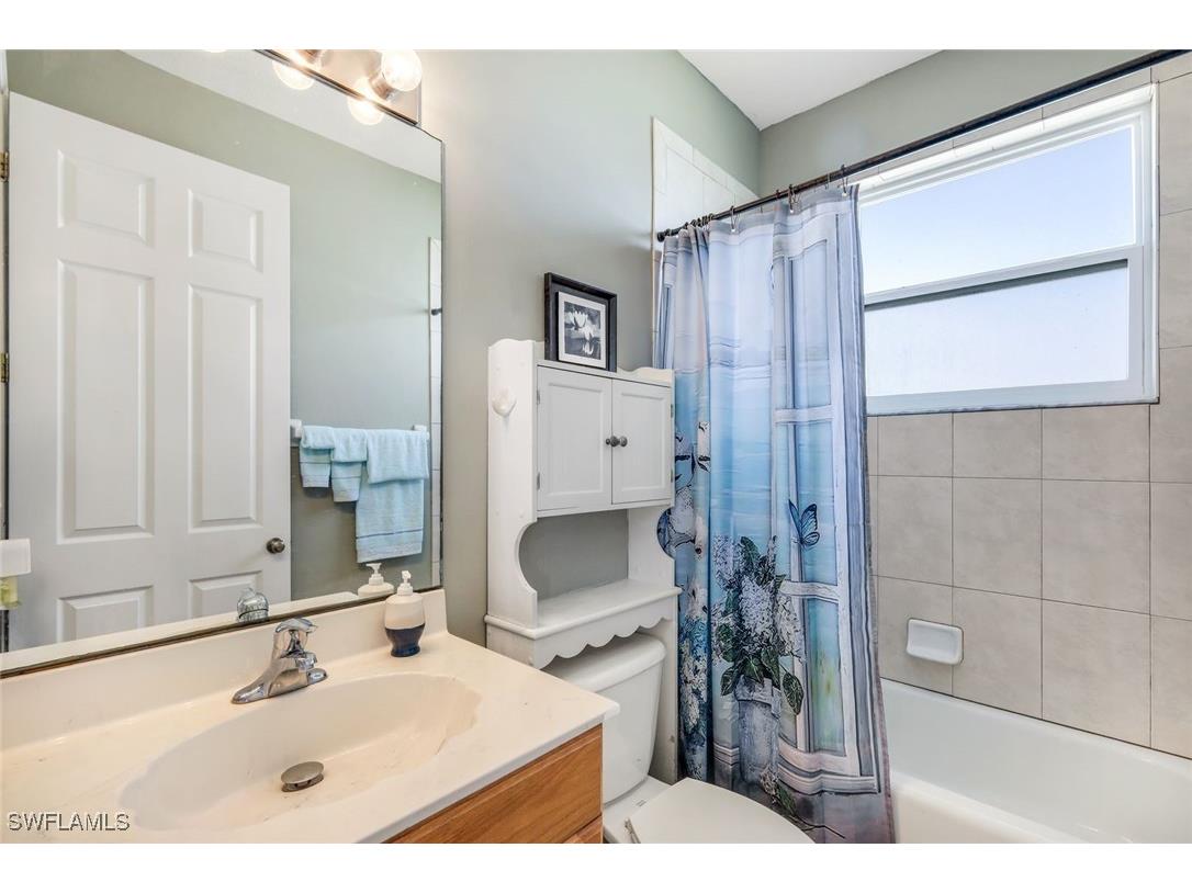 103 NW 33rd Avenue Cape Coral FL 33993 225022889 image26