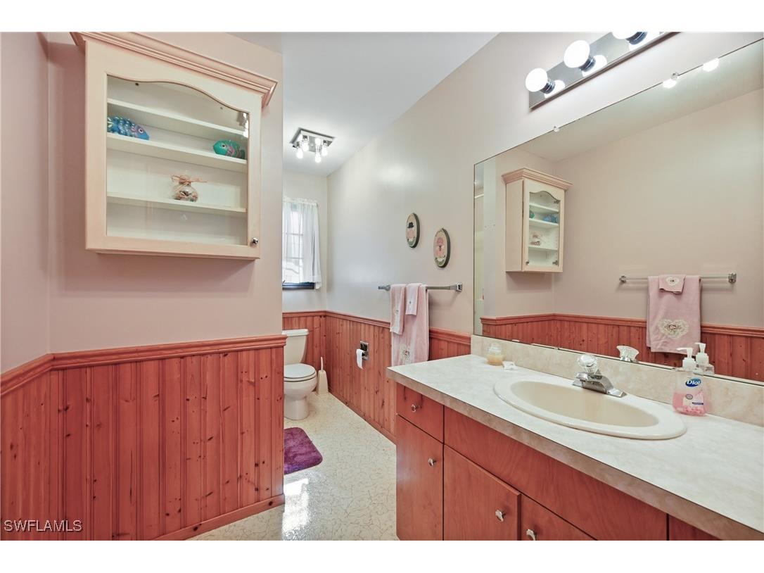 103 Tahiti Circle Naples FL 34113 225029037 image16
