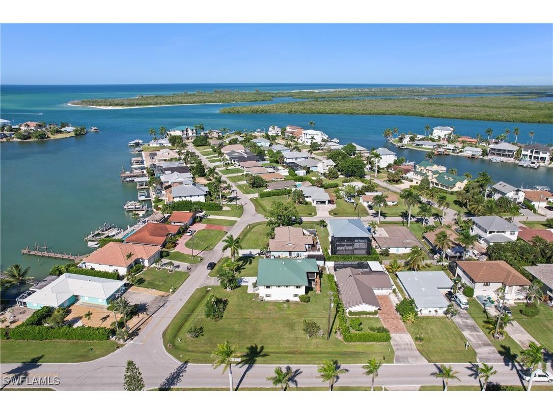 103 Tahiti Circle Naples FL 34113 225029037 image32