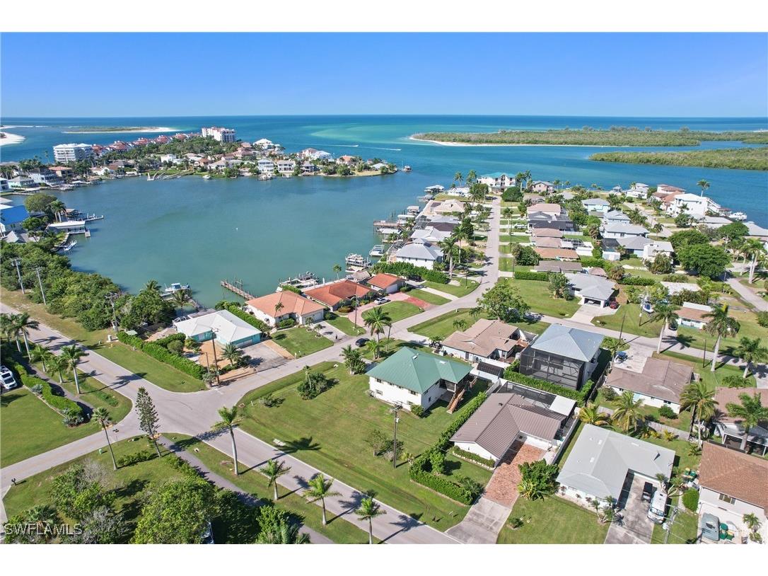 103 Tahiti Circle Naples FL 34113 225029037 image33