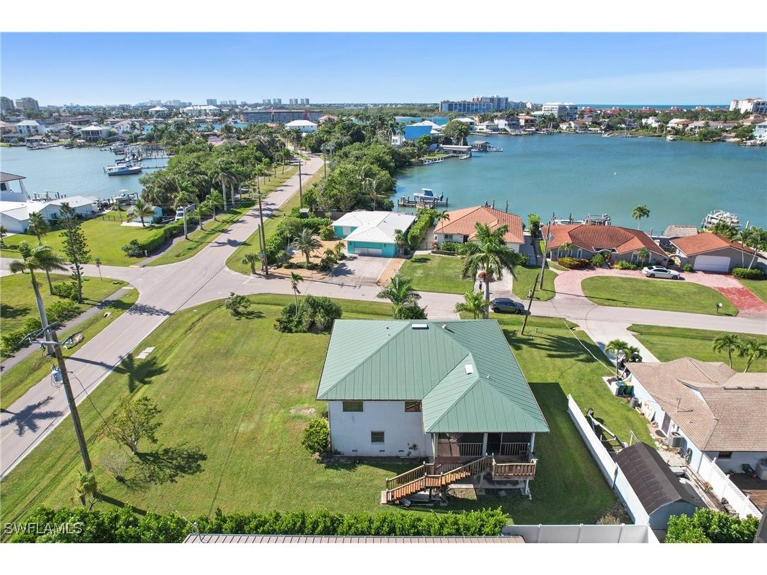 103 Tahiti Circle Naples FL 34113 225029037 image38