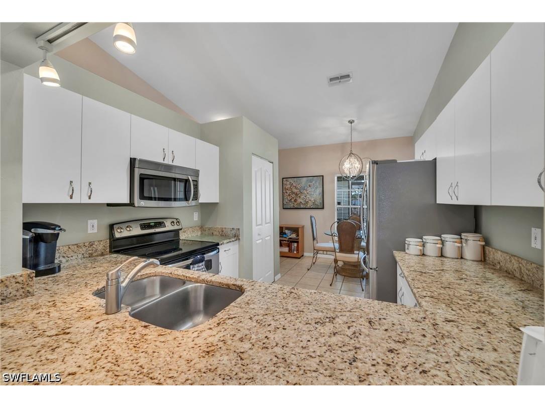 103 Tanglewood Court #128-1 Naples FL 34113 226017754 image5