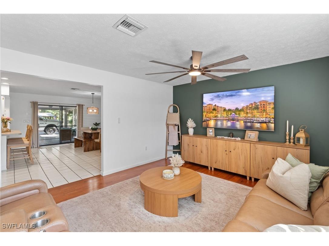 1030 13th Street SW Naples FL 34117 225081569 image8