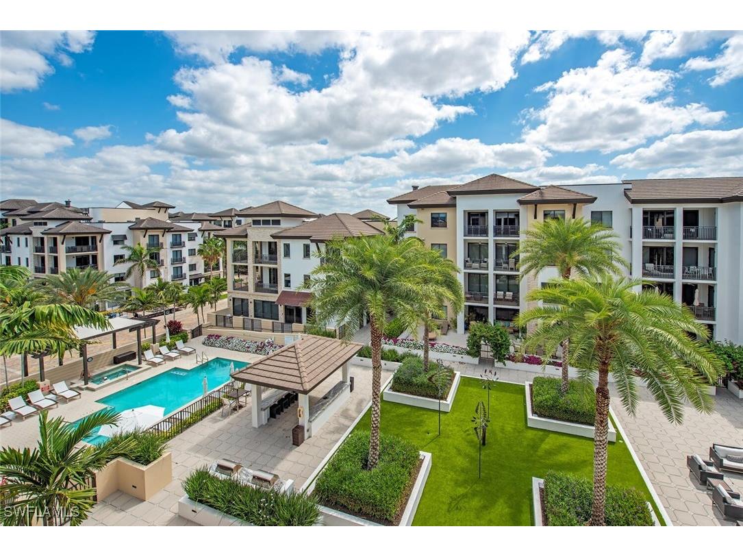 1030 3rd Avenue S #504 Naples FL 34102 225080931 image1