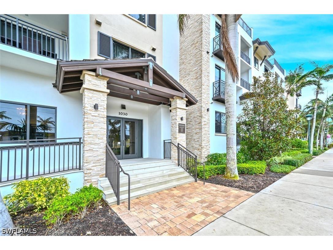 1030 3rd Avenue S #105 Naples FL 34102 226019788 image1