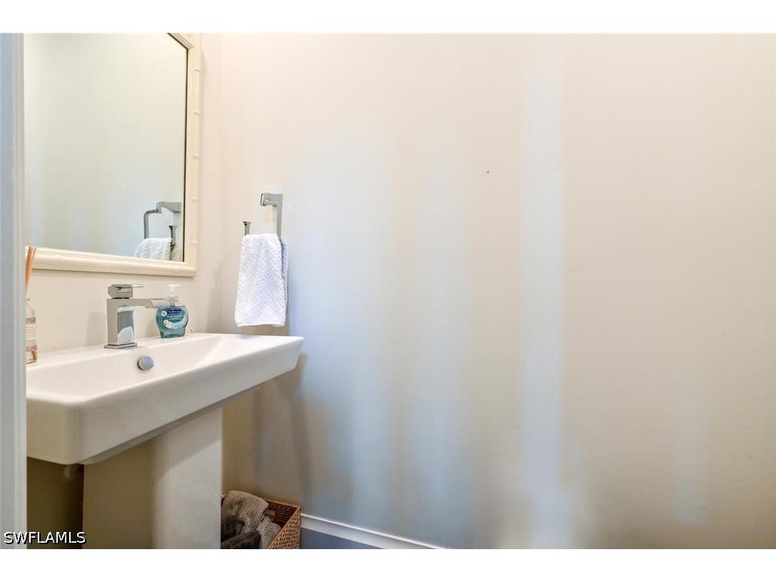 1030 3rd Avenue S #105 Naples FL 34102 226019788 image20