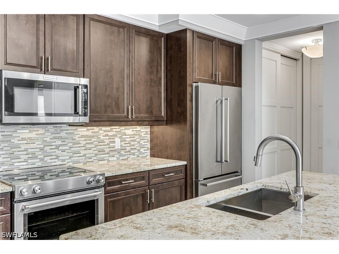 1030 3rd Avenue S #216 Naples FL 34102 226020359 image6