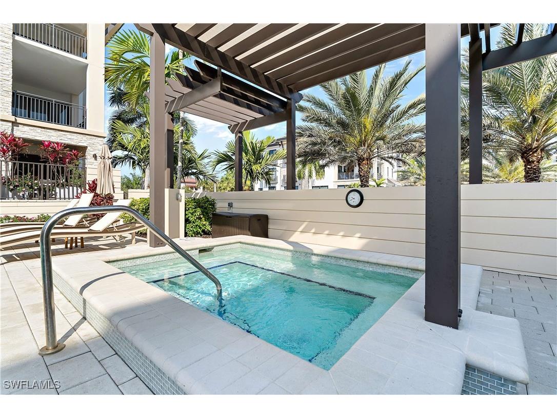 1030 3rd Avenue S #302 Naples FL 34102 226005207 image24