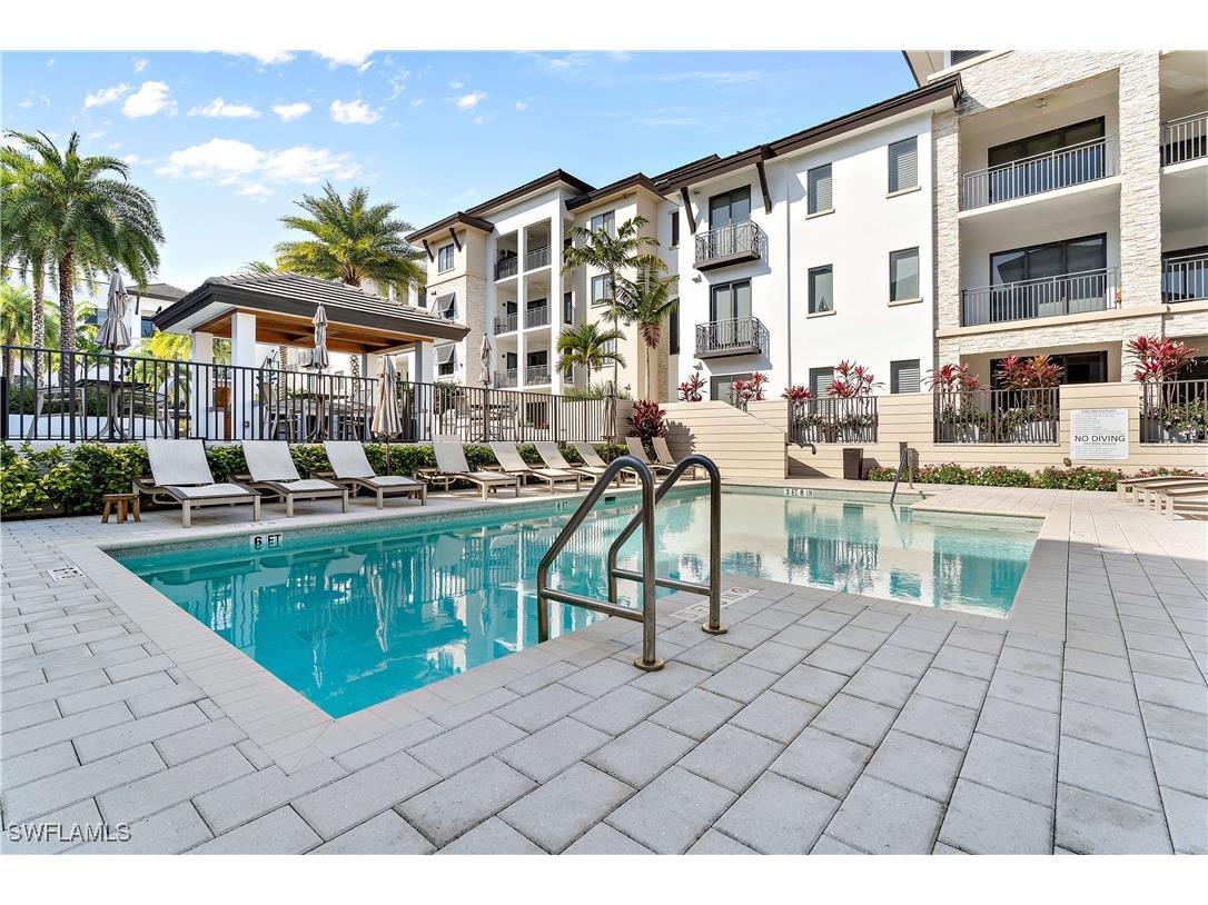 1030 3rd Avenue S #302 Naples FL 34102 226005207 image25