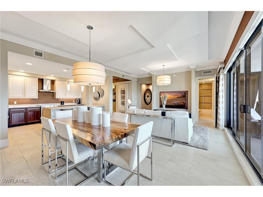 1030 3rd Ave S #307 Naples FL 34102 225039398 image1