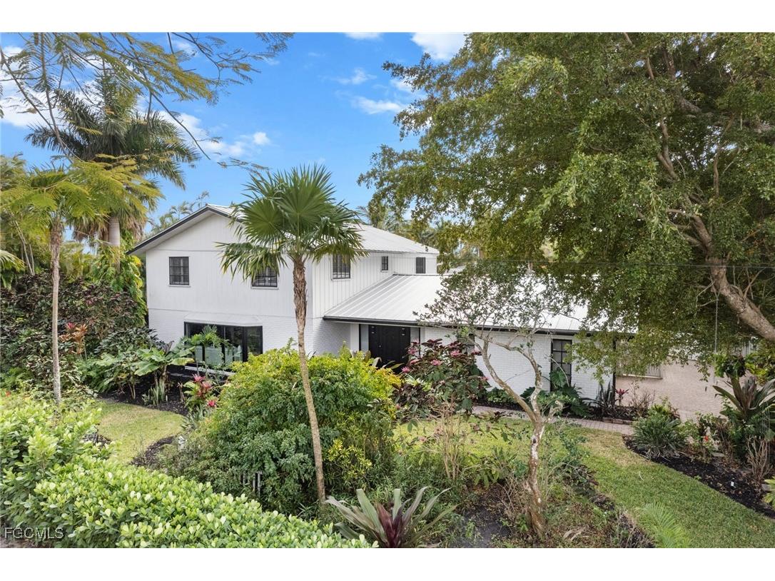 1030 Aqua Lane Fort Myers FL 33919 2026004812 image28