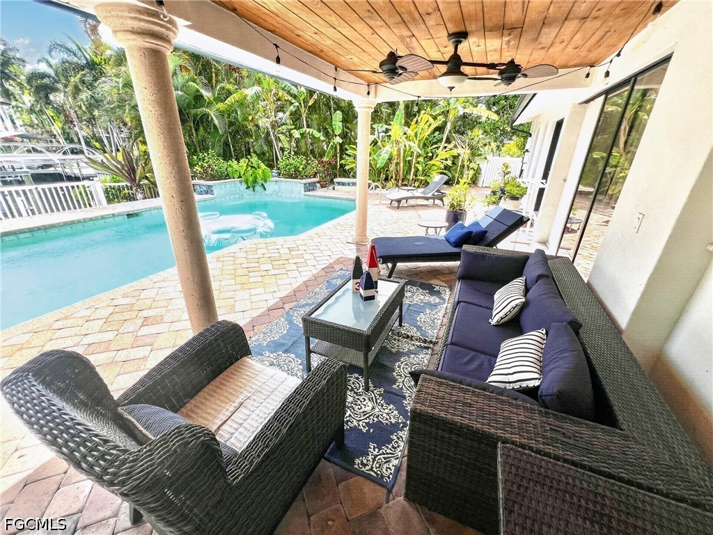 1030 Aqua Lane Fort Myers FL 33919 2026004812 image31