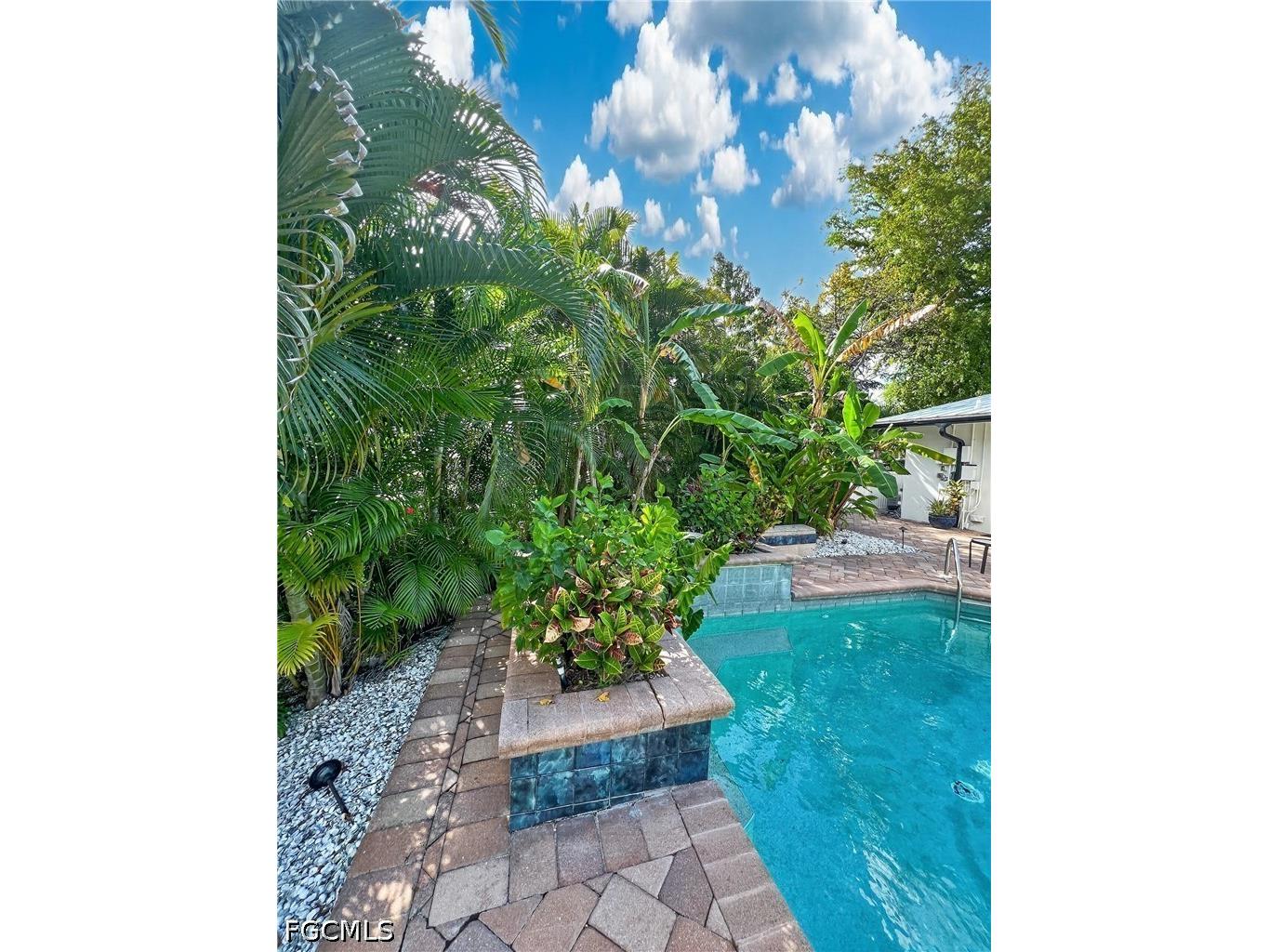 1030 Aqua Lane Fort Myers FL 33919 2026004812 image40