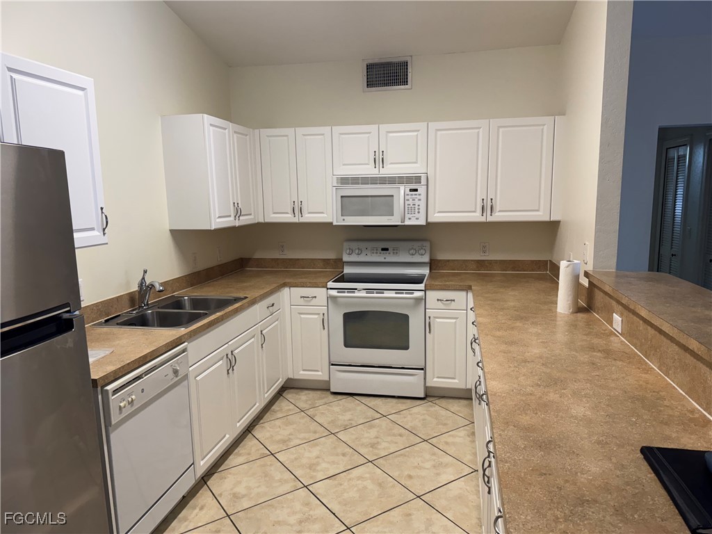 1030 Hancock Creek South Boulevard #202 Cape Coral FL 33909 2025010490 image5