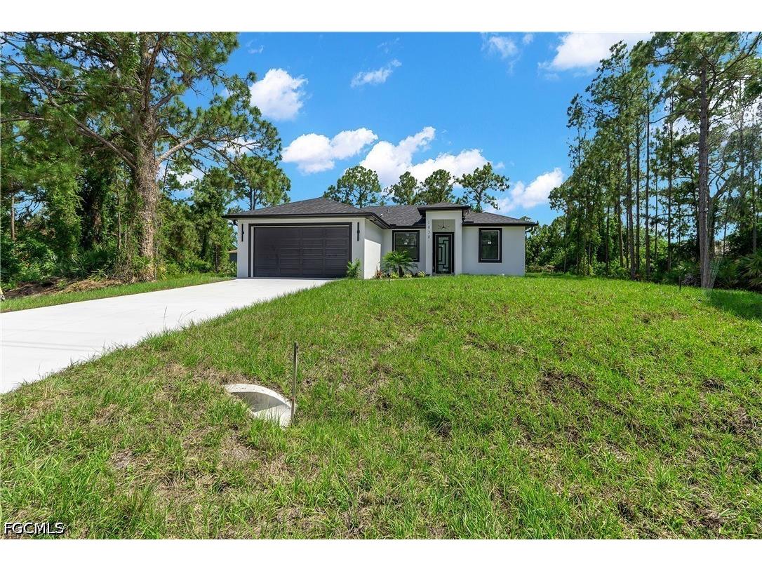 1030 Hunter Street E Lehigh Acres FL 33974 2026022236 image5