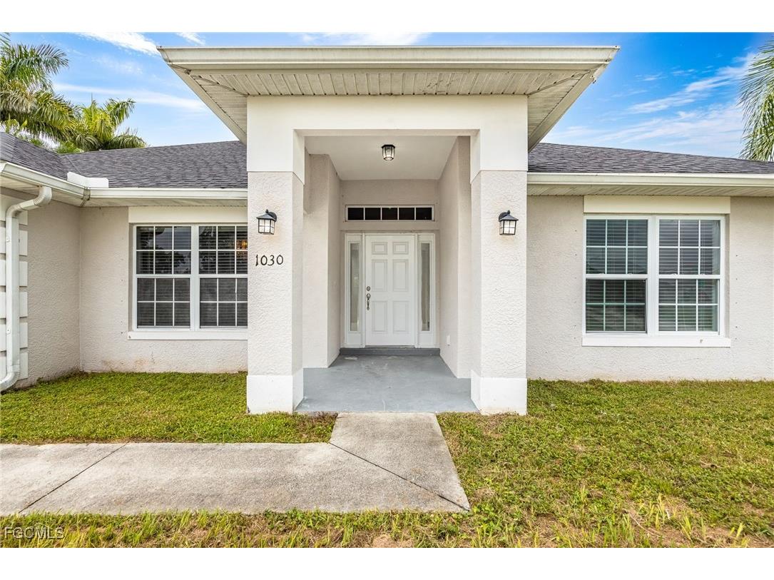 1030 NE 2nd Place Cape Coral FL 33909 2025011026 image2